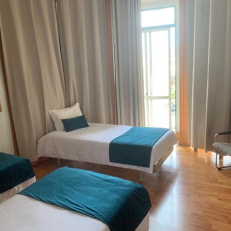 Residencial Roxi Hotell Lisboa Exteriör bild
