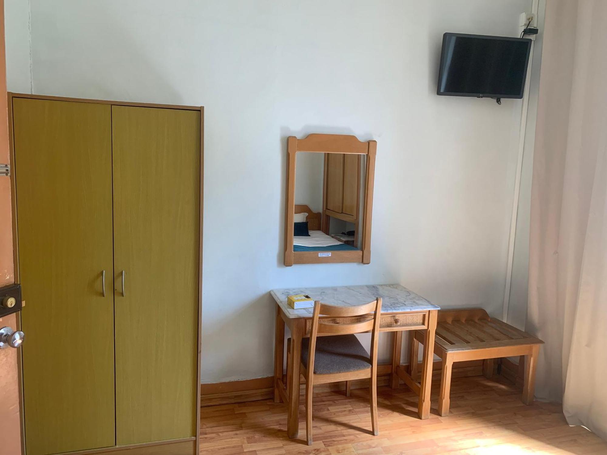 Residencial Roxi Hotell Lisboa Exteriör bild