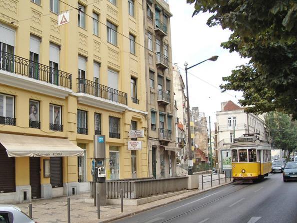 Residencial Roxi Hotell Lisboa Exteriör bild